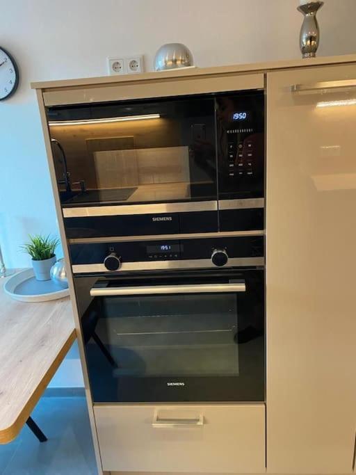 Ferienwohnung Hereinspaziert Wilhelmshaven Exteriör bild
