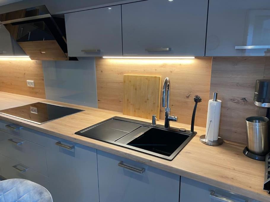 Ferienwohnung Hereinspaziert Wilhelmshaven Exteriör bild